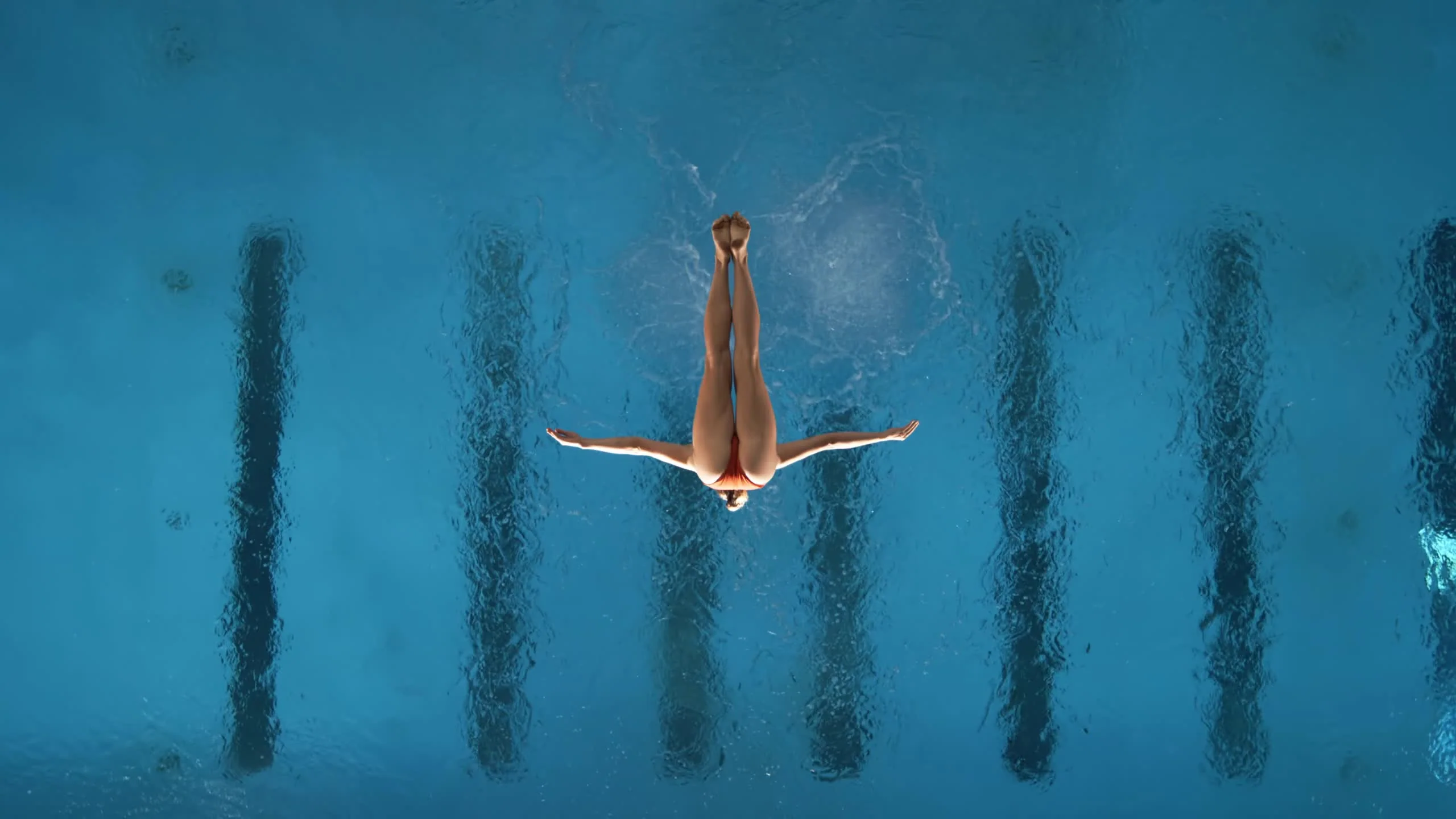 Plongeon en piscine